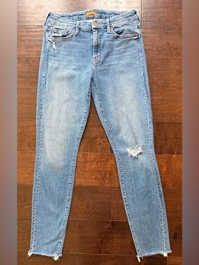 MOTHER Looker Ankle Fray Jeans